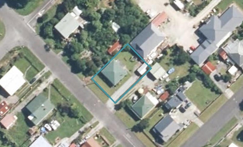27 Peel Street, Cobden, Greymouth - Carousel 1