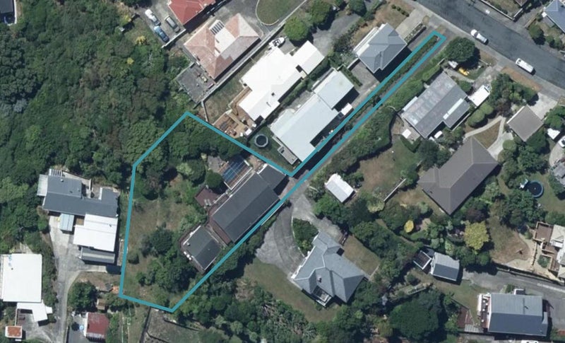 11A Walker Avenue, Paremata, Porirua - Carousel 1