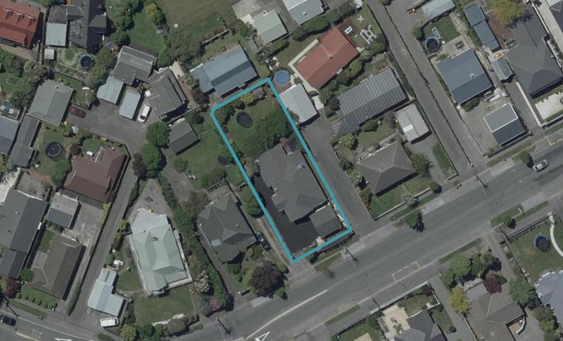 7 Gamblins Road, Saint Martins, Christchurch - Carousel 1