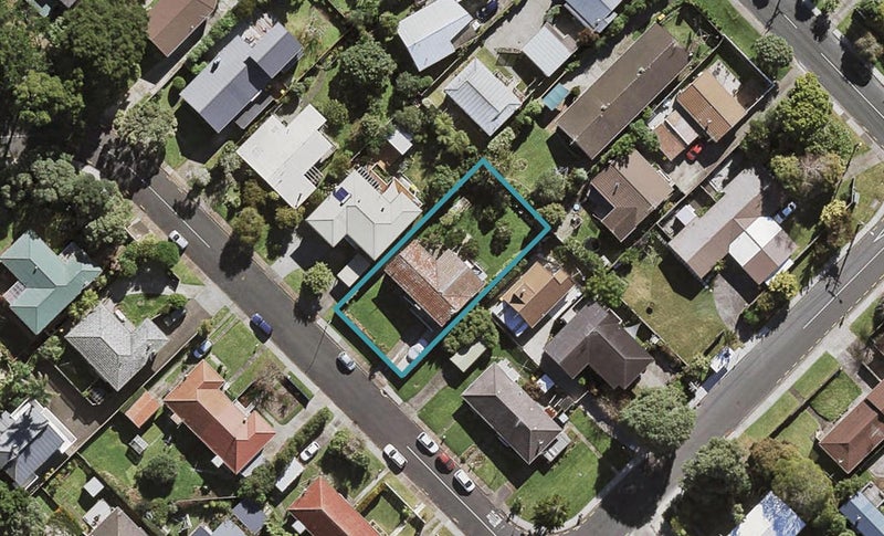 5 Stanaway Street, Hillcrest, Auckland - Carousel 1