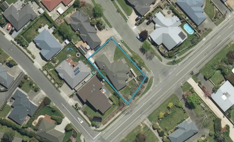 1 Hollybush Drive, Brightwater - Carousel 1