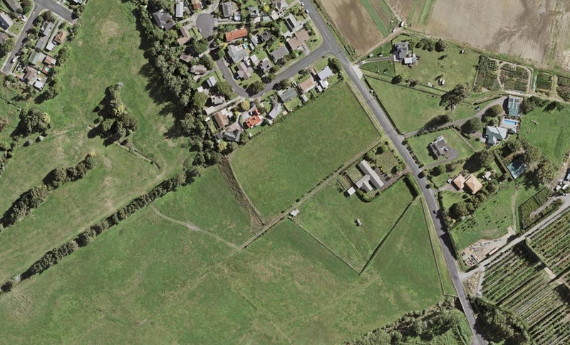 32 Farranfore Road, OPAHEKE, PAPAKURA - Carousel 1