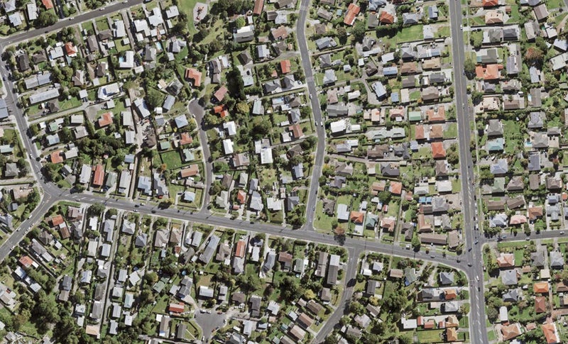 7/4 Waitaki Street, Henderson, Auckland - Carousel 1