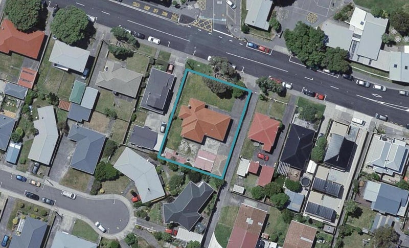 34 Camperdown Road, Miramar, Wellington - Carousel 1