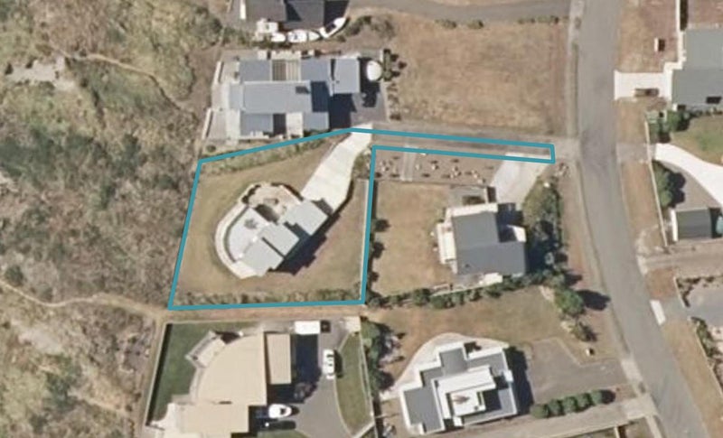 53 Kent Avenue, Waitārere Beach, Levin - Carousel 1