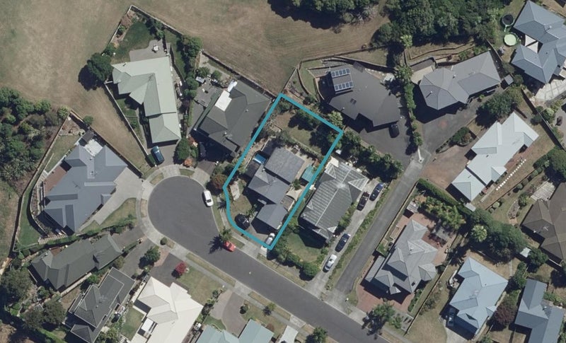26 Friesian Place, Grandview Heights, Hamilton - Carousel 1