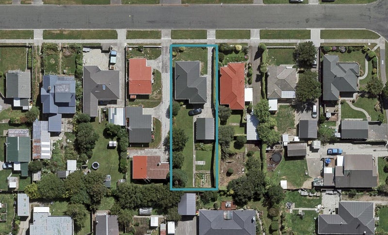 21 Gordon Street, Strathern, Invercargill - Carousel 1