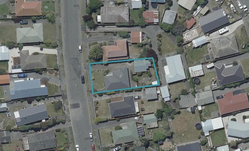 114 Effingham Street, North New Brighton, Christchurch - Carousel 1