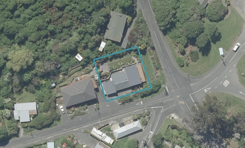 2 Finch Street, Saint Leonards, Dunedin - Carousel 1
