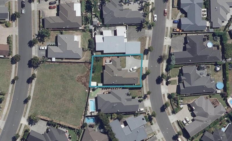 22 Rhys Avenue, Huntington, Hamilton - Carousel 1