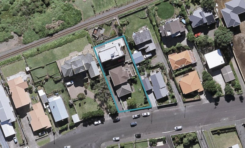 36 Birdwood Avenue, Moturoa, New Plymouth - Carousel 1