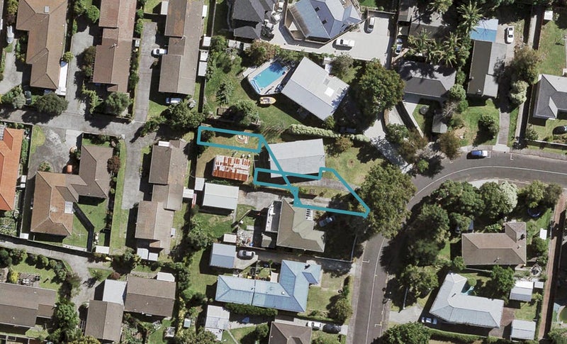 11/51 Te Kanawa Crescent, Henderson, Auckland - Carousel 1