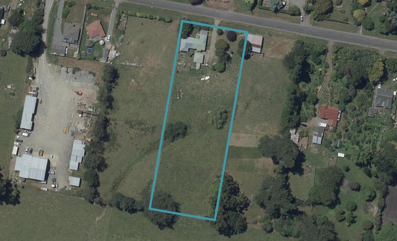 31 Edwards Street, Kimbolton, Feilding - Carousel 1