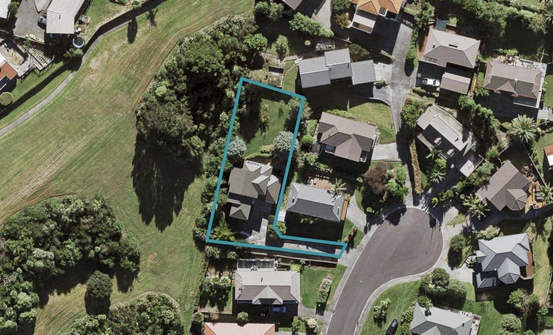 14 van Dyke Place, West Harbour, Auckland - Carousel 1