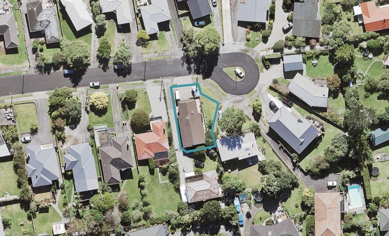 9A Hepper Street, New Lynn, Auckland - Carousel 1