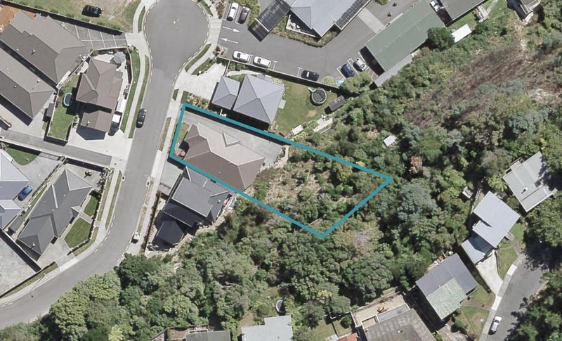 14 Laura Fergusson Grove, Fairfield, Lower Hutt - Carousel 1