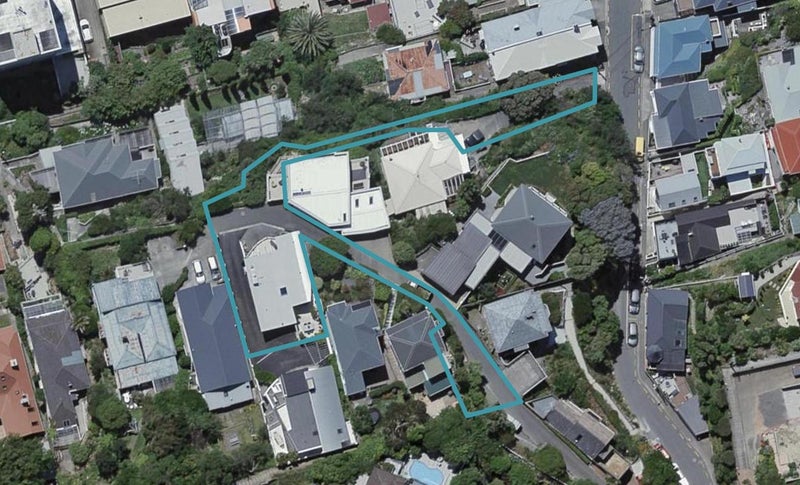18A Hay Street, Oriental Bay, Wellington - Carousel 1