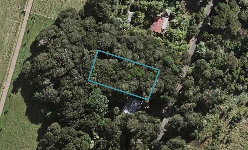 31 Wilma Road, Ostend, Waiheke Island - Carousel 1
