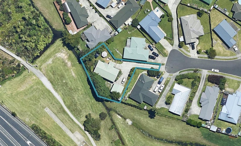 28 Aaron Place, Brookfield, Tauranga - Carousel 1