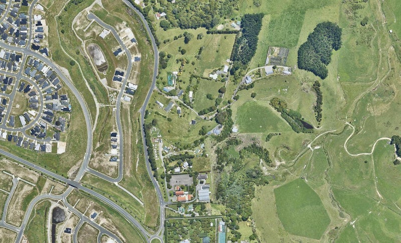 347E Pyes Pa Road, Pyes Pa, Tauranga - Carousel 1