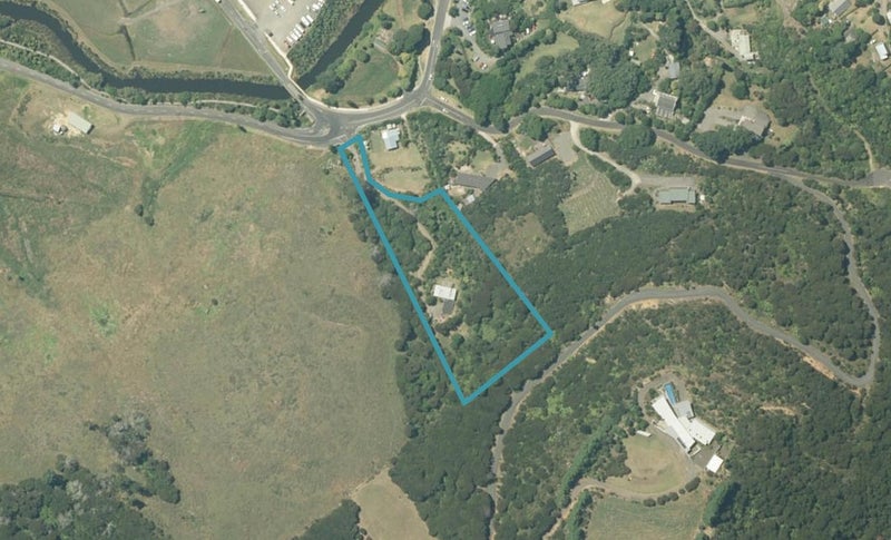 790B Hot Water Beach Road, Hot Water Beach, Whitianga - Carousel 1