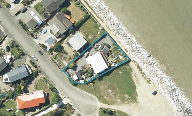 27 Broadsea Avenue, Ruby Bay, Mapua - Carousel 1