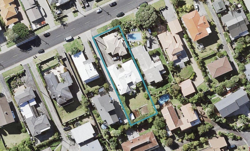 1/48 Knights Road, Rothesay Bay, Auckland - Carousel 1