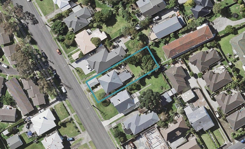 5 Preston Avenue, Belmont, Auckland - Carousel 1