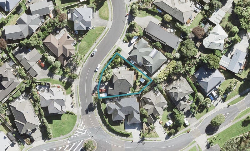4 Rivervale Grove, Stanmore Bay, Auckland - Carousel 1