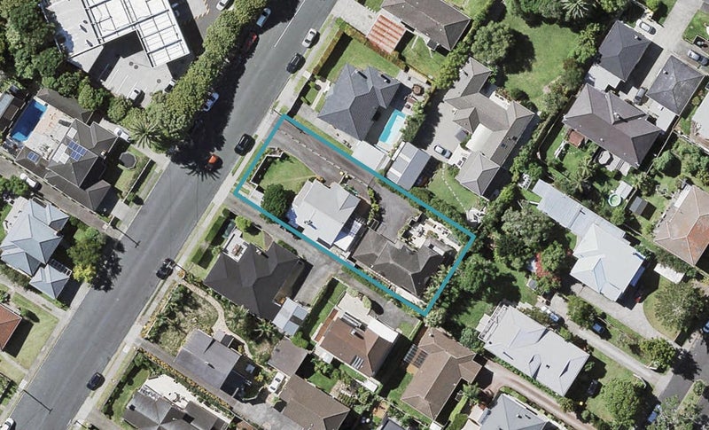 2 Hororata Road, Hauraki, Auckland - Carousel 1