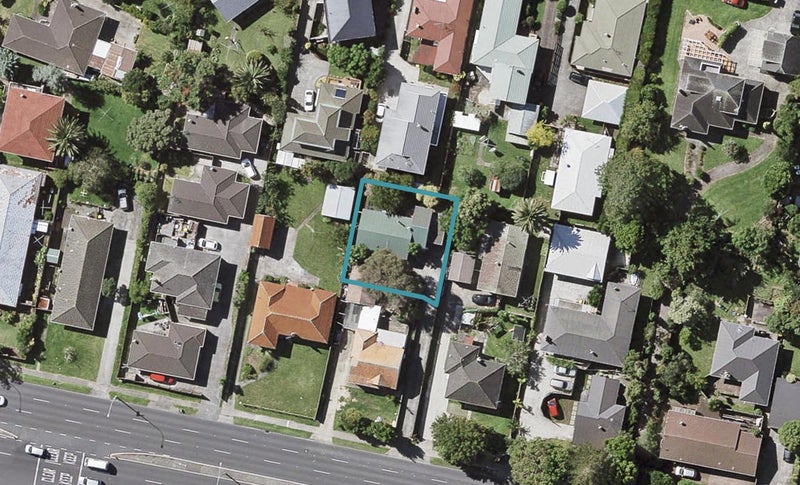 60 Pakuranga Road, Pakuranga, Auckland - Carousel 1