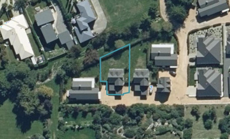 30 Hyland Street, Wānaka - Carousel 1