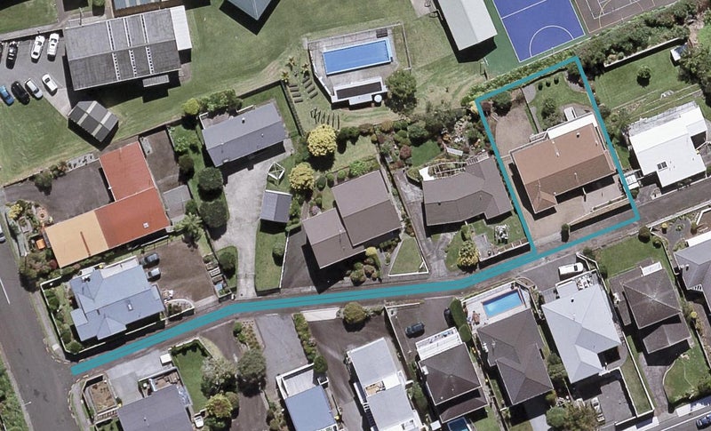 51D Calvert Road, Lynmouth, New Plymouth - Carousel 1
