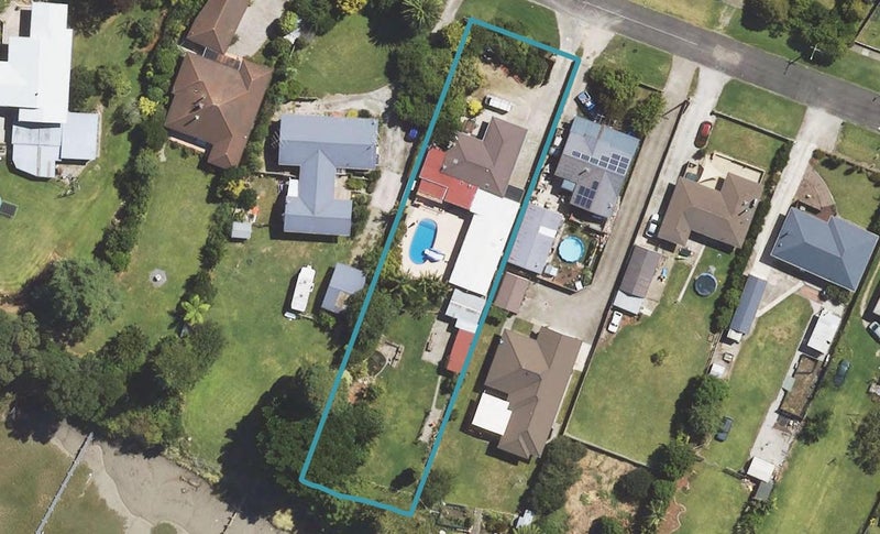 62 Oak Street, Mangapapa, Gisborne - Carousel 1