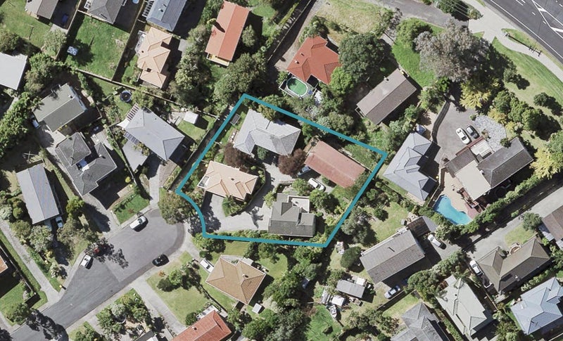2/63 Lavery Place, Sunnynook, Auckland - Carousel 1