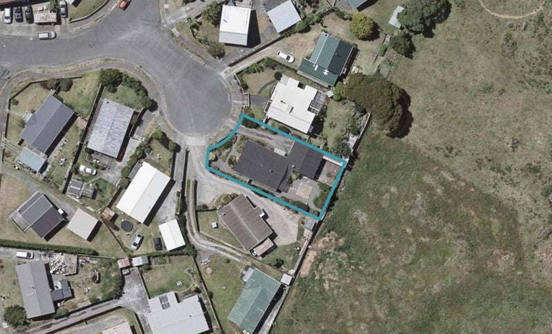 38 Simcox Street, Otaki Beach, Otaki - Carousel 1