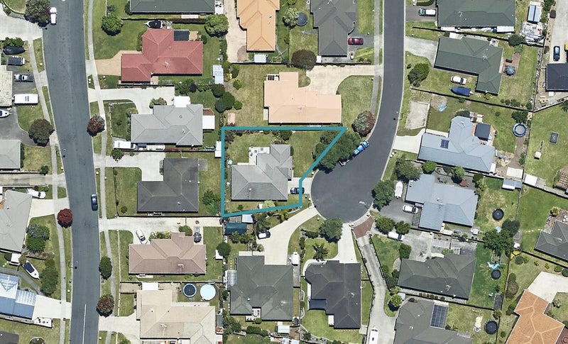 8 Andalusian Place, Papamoa Beach, Papamoa - Carousel 1
