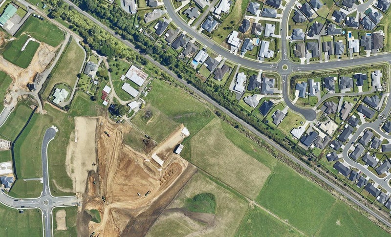23 Korora Crescent, OMOKOROA - Carousel 1