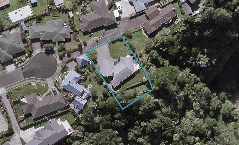 1D Waiwera Place, Merrilands, New Plymouth - Carousel 1
