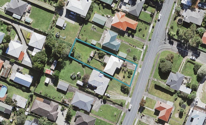 38 Kelwyn Road, Kelston, Auckland - Carousel 1