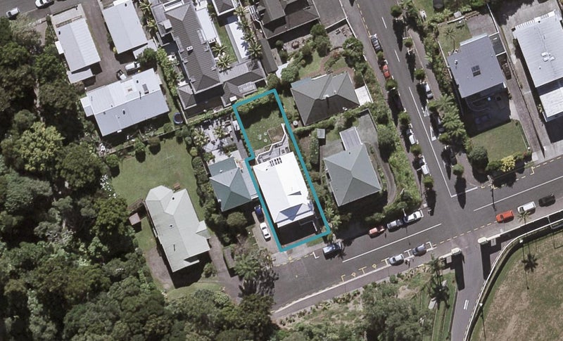7 Fillis Street, New Plymouth, New Plymouth - Carousel 1