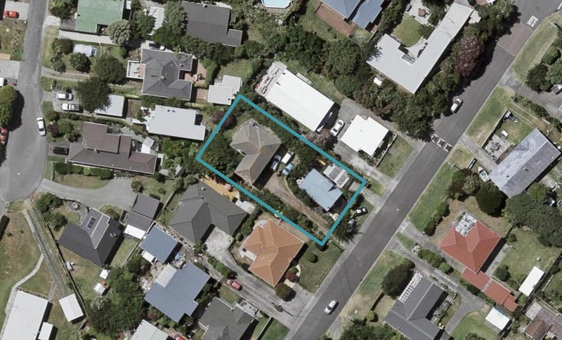 64B Bluegum Road, Paraparaumu Beach, Paraparaumu - Carousel 1
