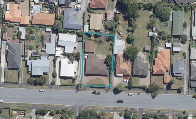 35 East Street, Claudelands, Hamilton - Carousel 1