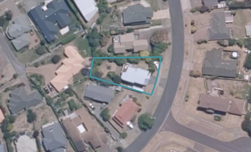 15 Logan Avenue, Wharewaka, Taupō - Carousel 1