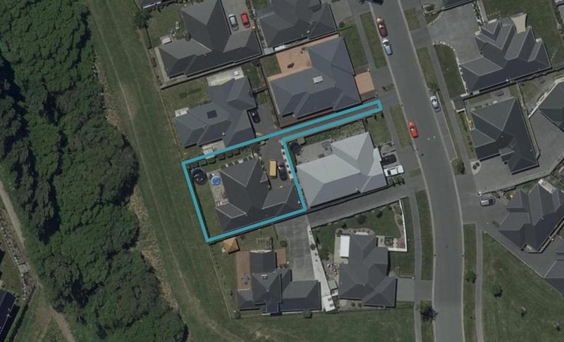 35 Somerville Crescent, Aidanfield, Christchurch - Carousel 1