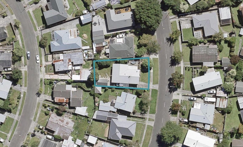 97 California Drive, Totara Park, Upper Hutt - Carousel 1