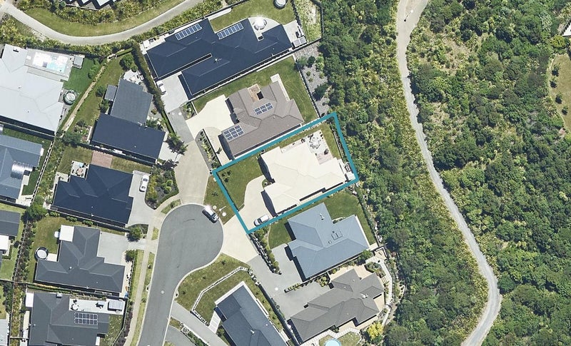 21 Ellesmere Close, Pyes Pa, Tauranga - Carousel 1