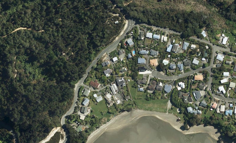 404 Riwaka-Kaiteriteri Road, Kaiteriteri - Carousel 1