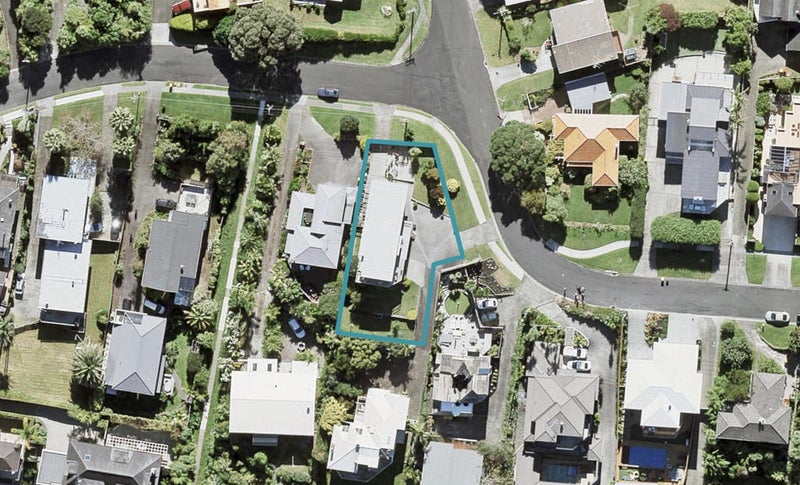 37 Orchard Road, Browns Bay, Auckland - Carousel 1