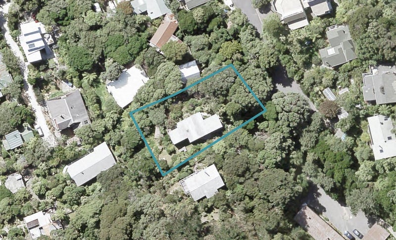 4 Kaitawa Road, York Bay, Lower Hutt - Carousel 1